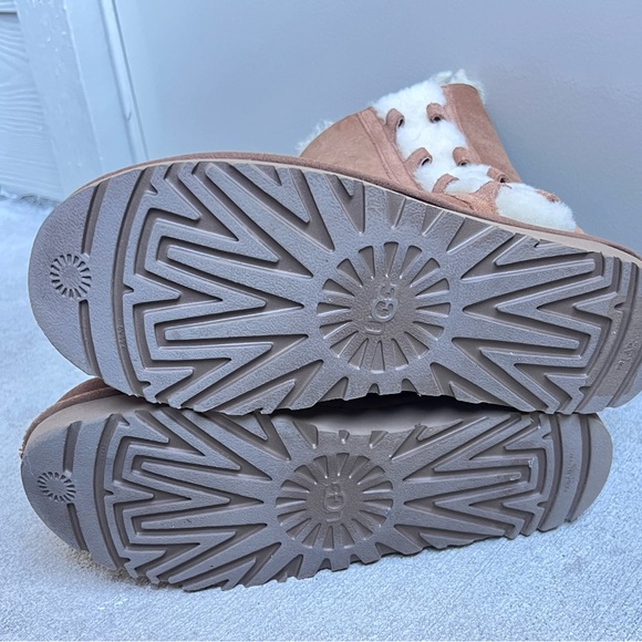 UGG Brown Sheepskin Boots, Size 9, Excellent Condition - Picture 7 of 10